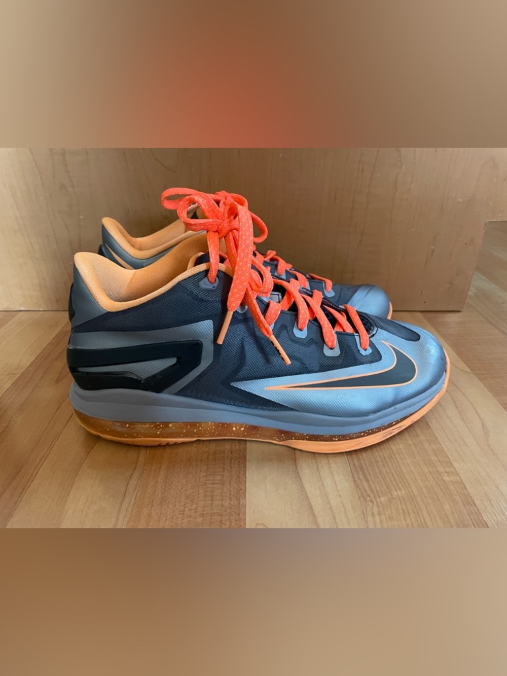 Nike LeBron 11 Low Size 7 youth 
Grey and Orange
